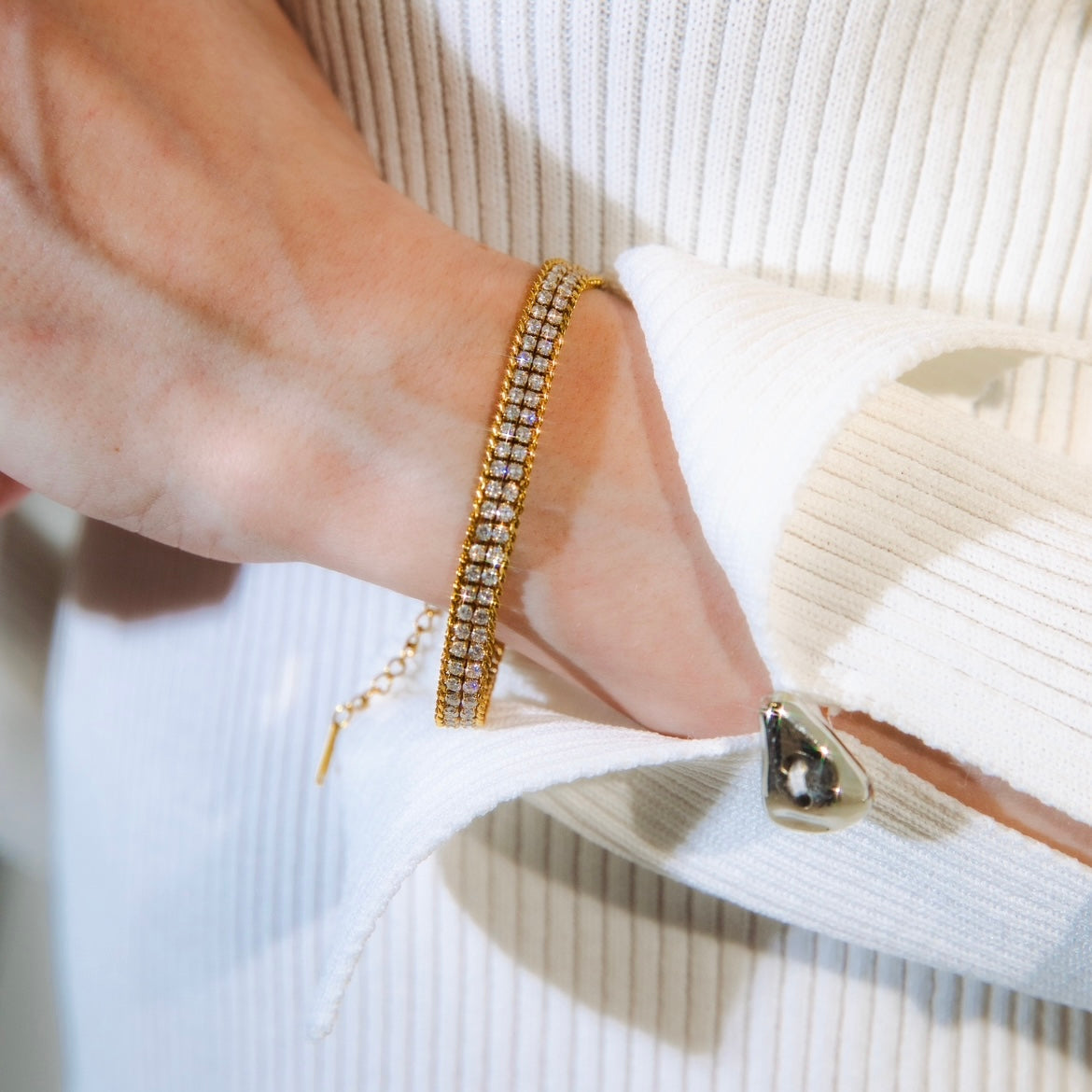 DAZZLING GRACE BRACELET