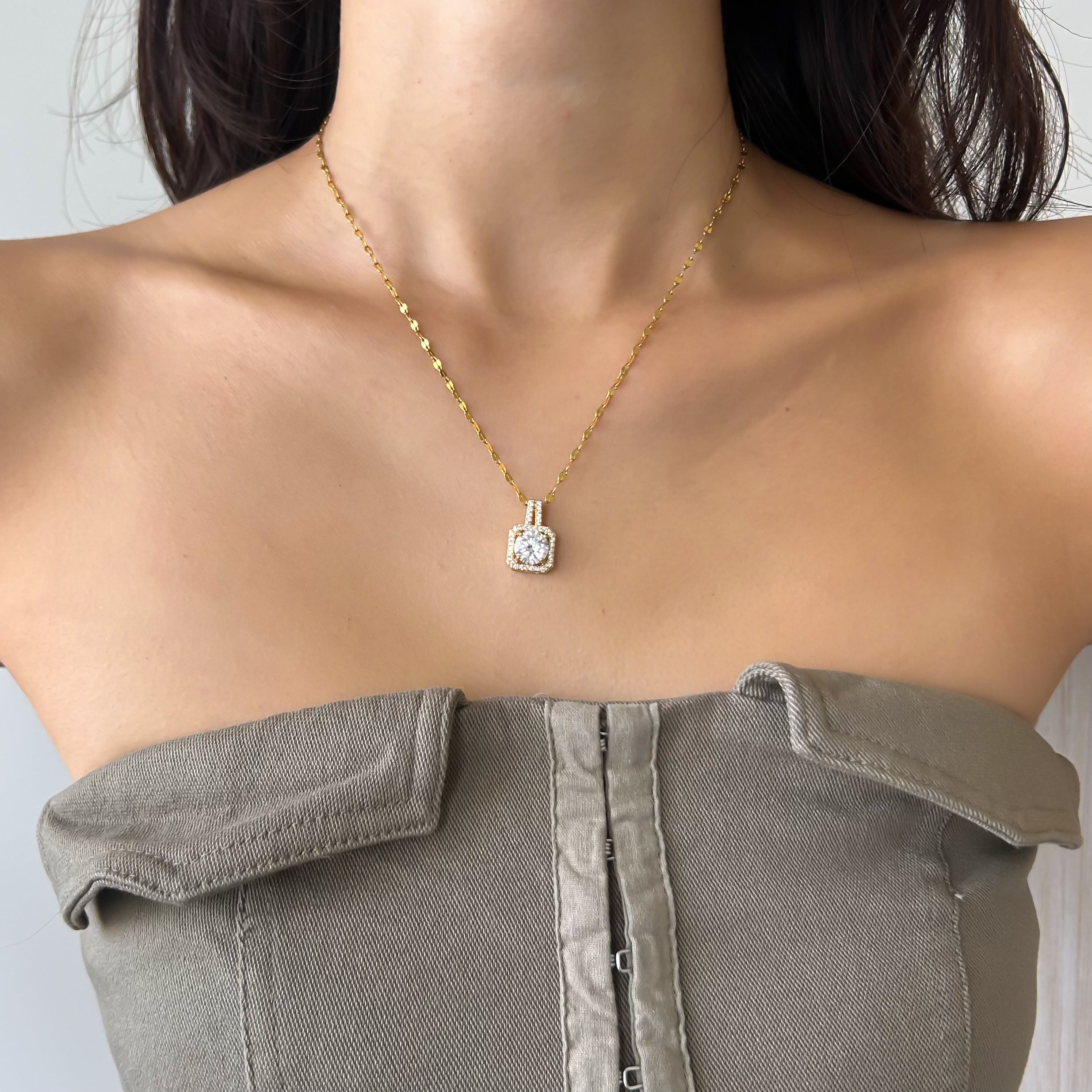 SQUARE CRYSTAL ZIRCON CHAIN