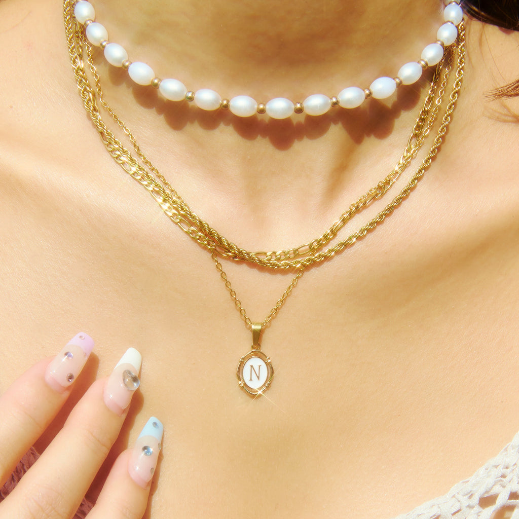 INITIAL LETTER PENDANT