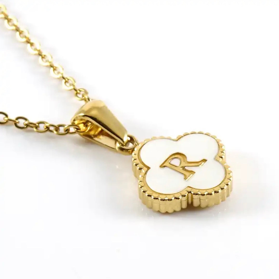 CLOVER INITIAL PENDANT