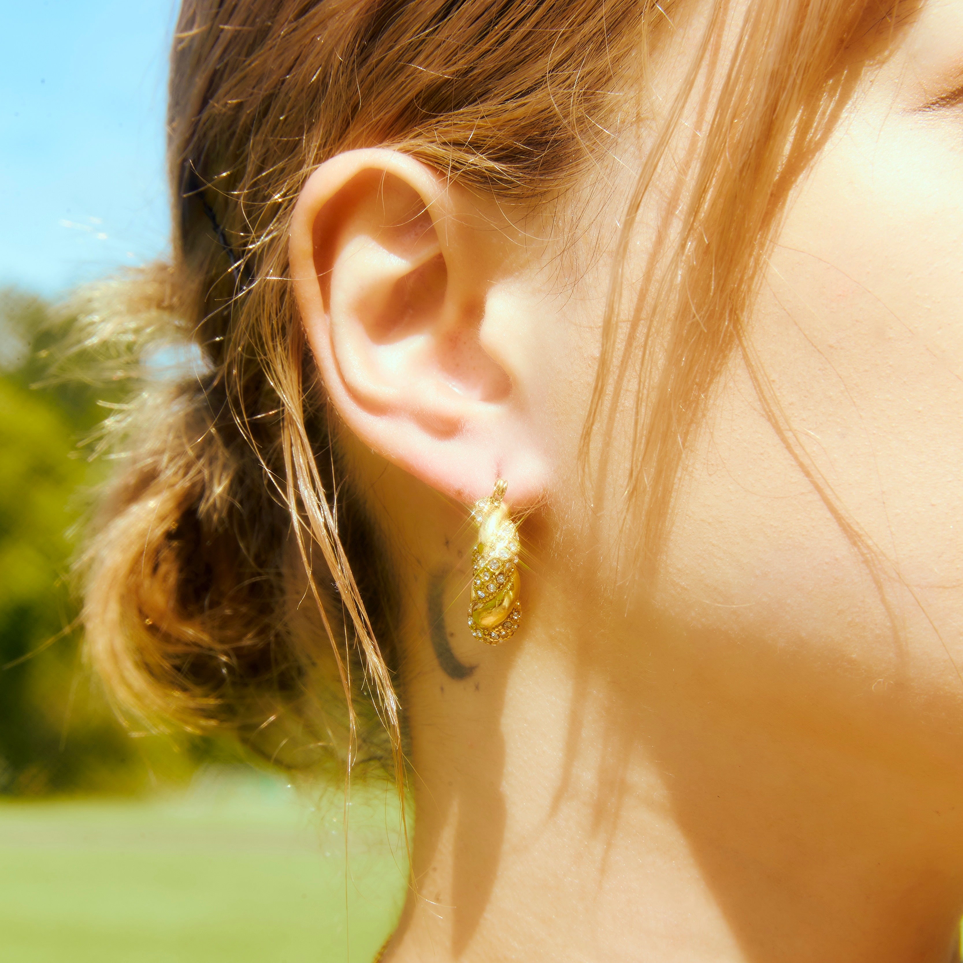 CHUNKY SPARKLE HOOPS