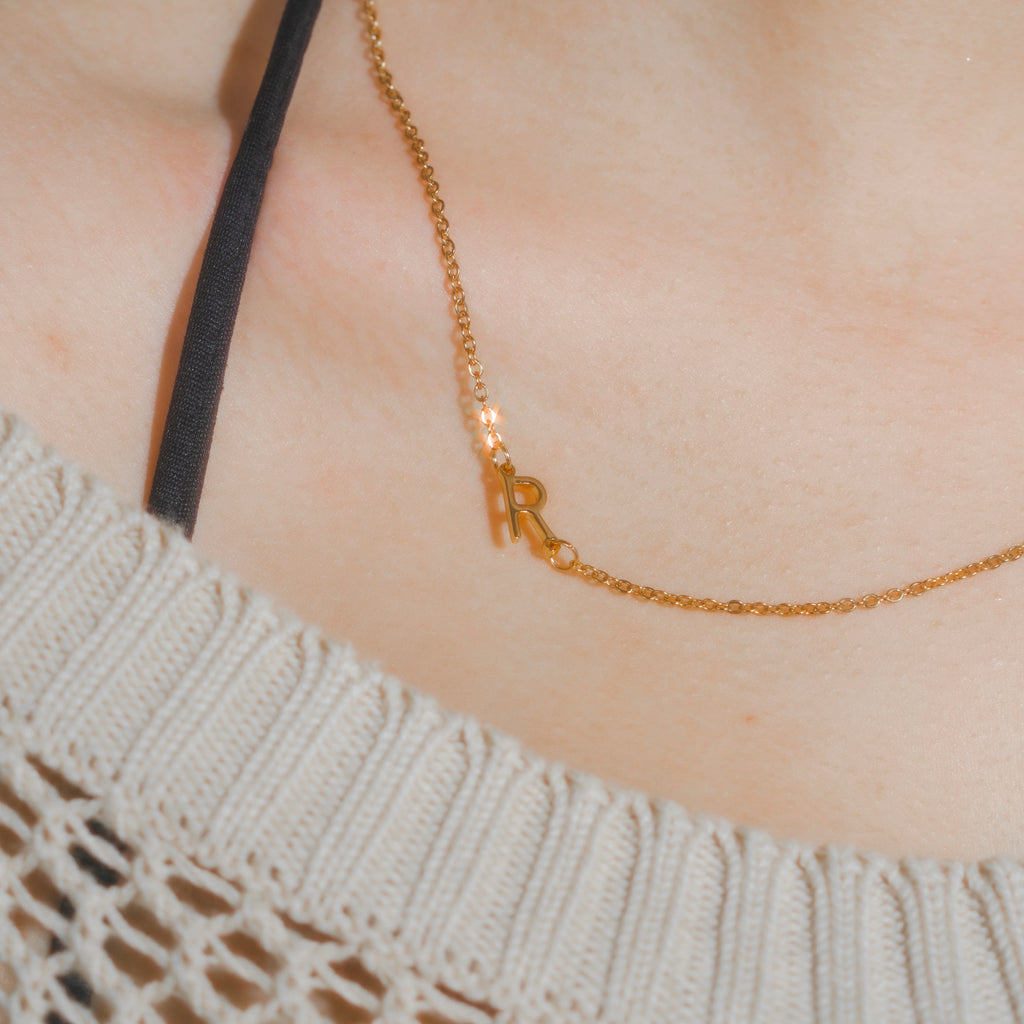 INITIAL CHAIN NECKLACE