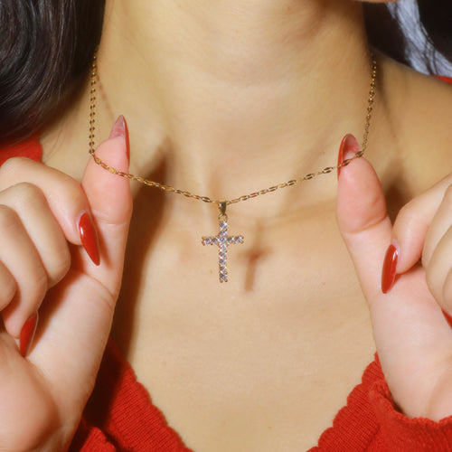 GOLD CROSS PENDANT