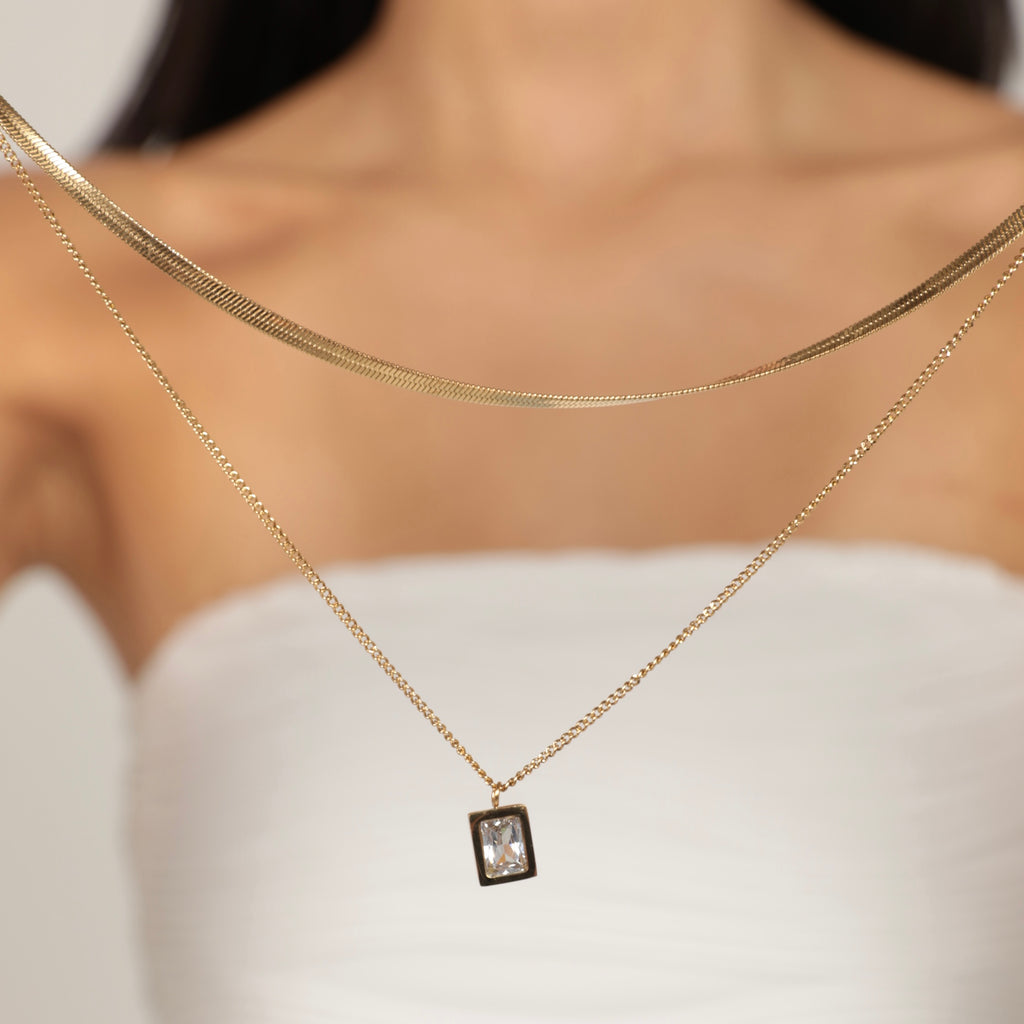 CUBIC ZIRCONIA NECKLACE