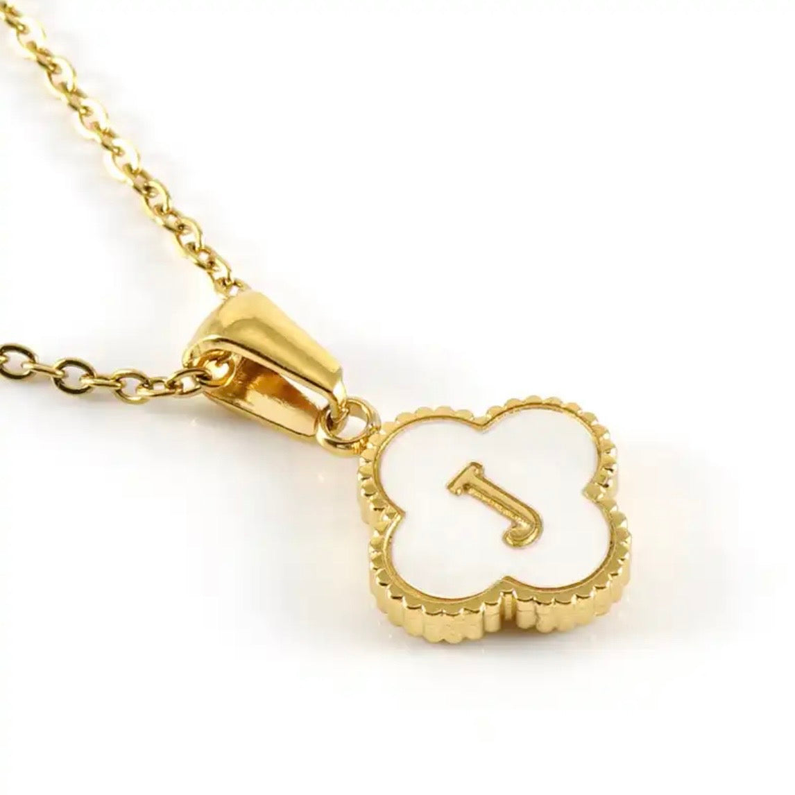 CLOVER INITIAL PENDANT