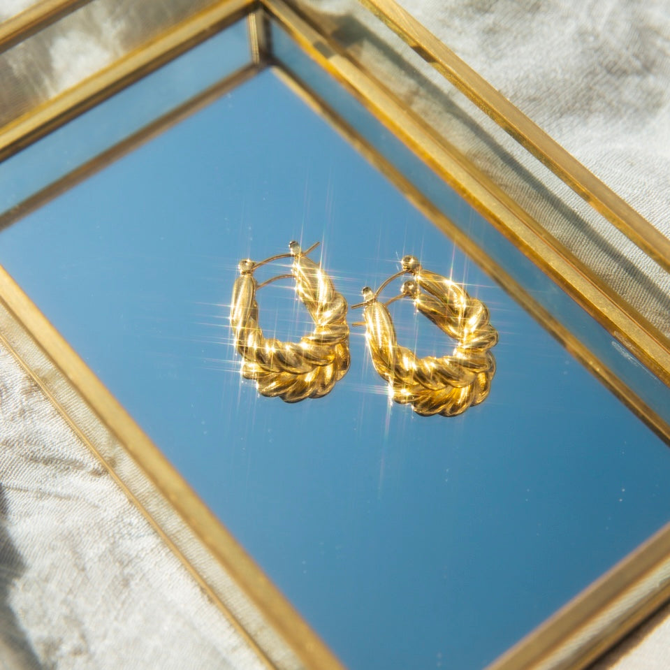 TWISTED HOOP EARRINGS