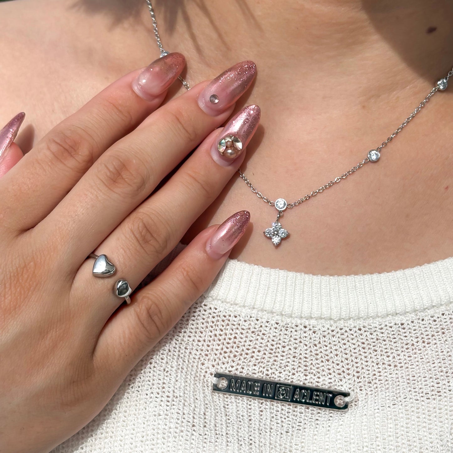 BLOOM SILVER NECKLACE