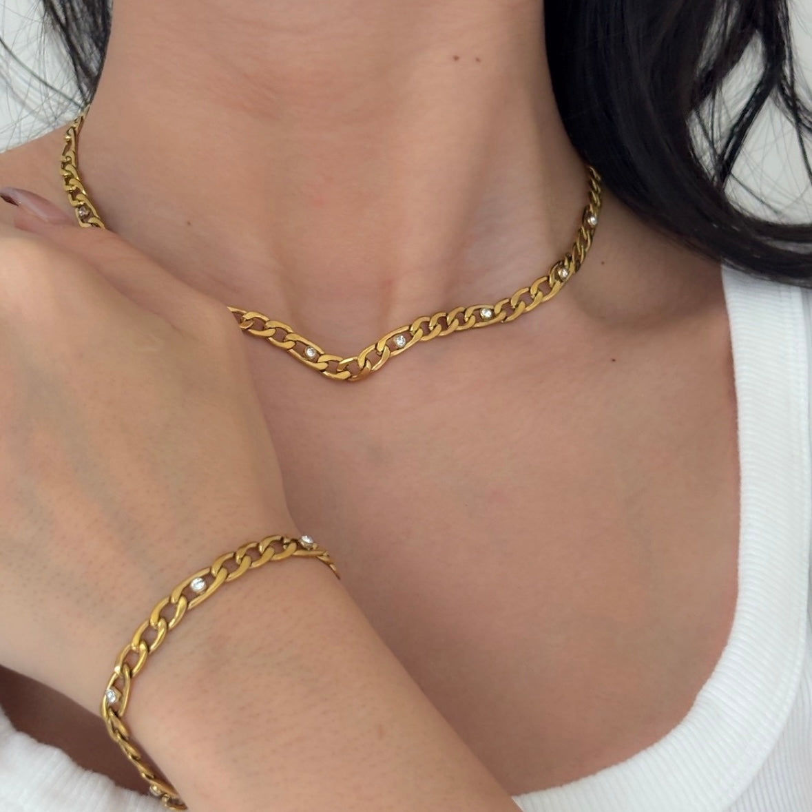 【NEW】URBAN SPARKLE NECKLACE