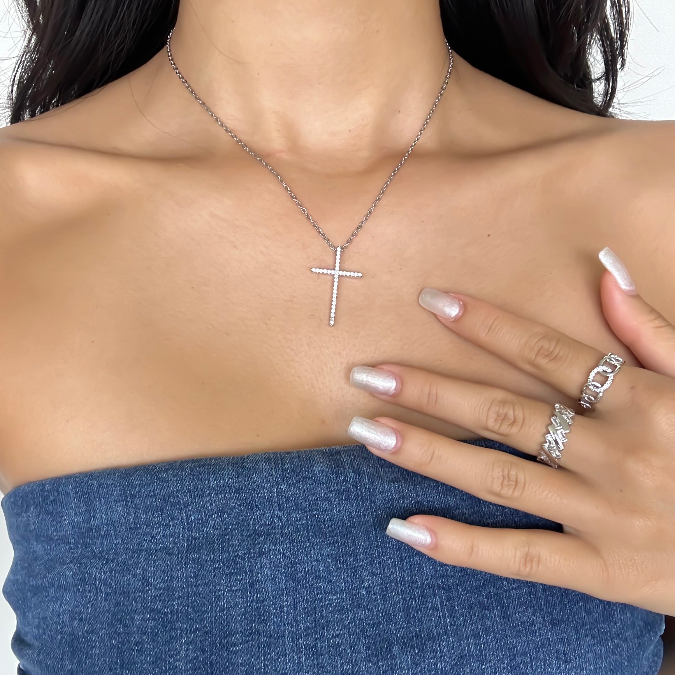SILVER CROSS PENDANT